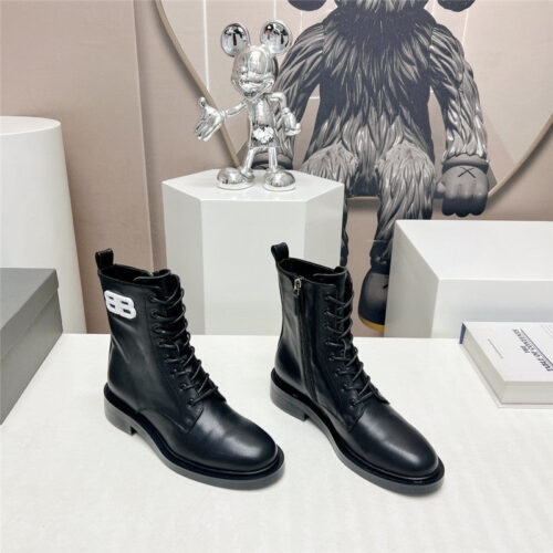 High Quality Luxury Balenciaga Round Toe Buttoned Boots