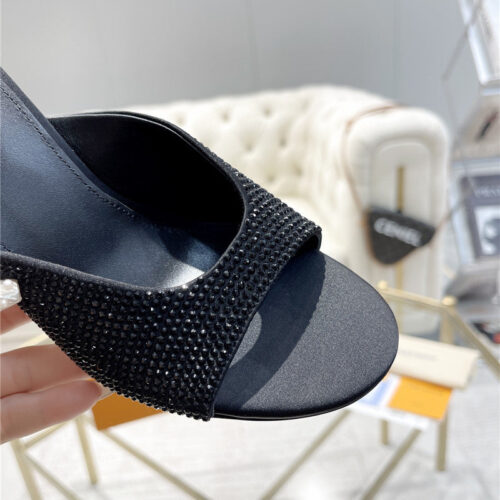 High Quality Luxury Louis Vuitton High Heel Popular Small Slippers – Style 13347 product detail