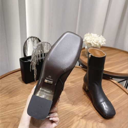 High Quality Luxury Gucci Side Buckle Ankle Boots – Style 32691 product detail