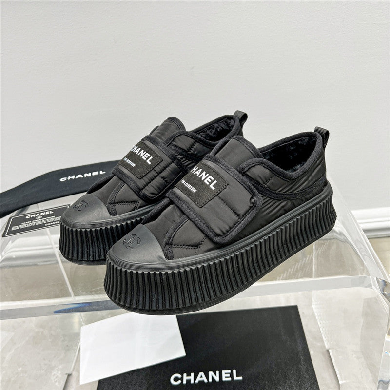 High Quality Luxury Chanel New Casual Sports Style Bread Shoes – Style 06630 product detail