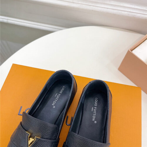High Quality Luxury Louis Vuitton New Flat Loafers product detail