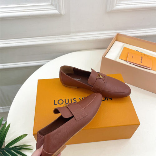 High Quality Luxury Louis Vuitton New Flat Loafers – Style 87779 product detail