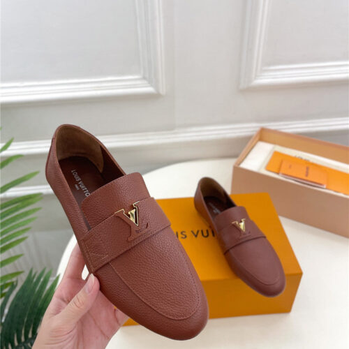 High Quality Luxury Louis Vuitton New Flat Loafers – Style 87779 alternate view
