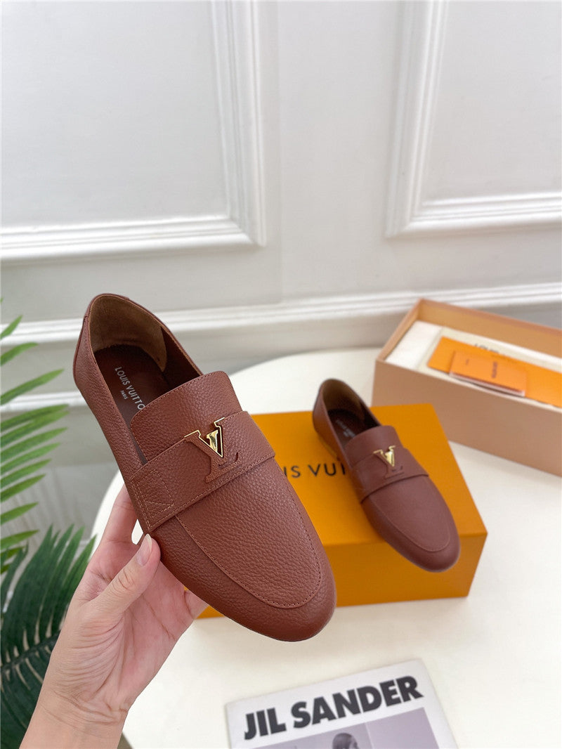 High Quality Luxury Louis Vuitton New Flat Loafers – Style 87779 product detail