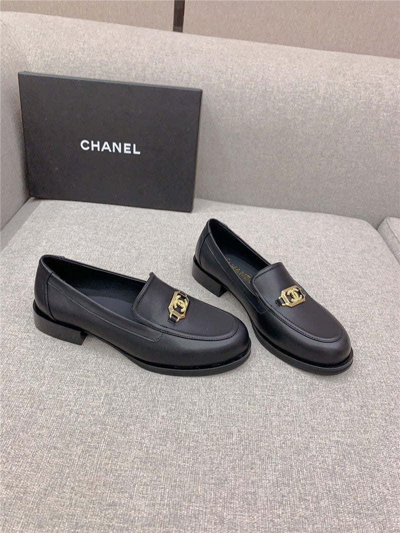 High Quality Luxury Chanel New Flat Loafers – Style 99718