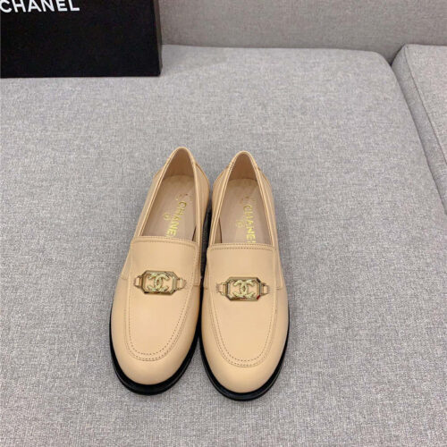 High Quality Luxury Chanel New Flat Loafers alternate view