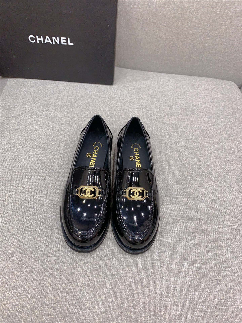 High Quality Luxury Chanel New Flat Loafers – Style 58470 product detail
