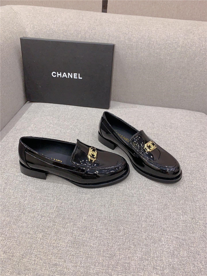 High Quality Luxury Chanel New Flat Loafers – Style 58470