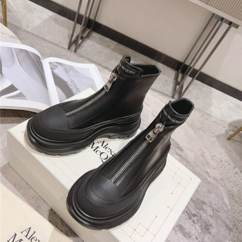 High Quality Luxury Alexander McQueen Front Zip Booties – Style 88643 product detail