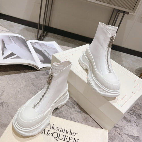 High Quality Luxury Alexander McQueen Front Zip Booties – Style 21411 product detail
