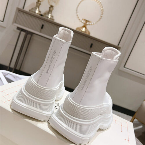 High Quality Luxury Alexander McQueen Front Zip Booties – Style 21411 product detail