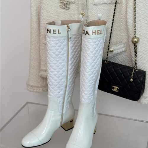 High Quality Luxury Chanel Letter Rhombus Down Boots alternate view