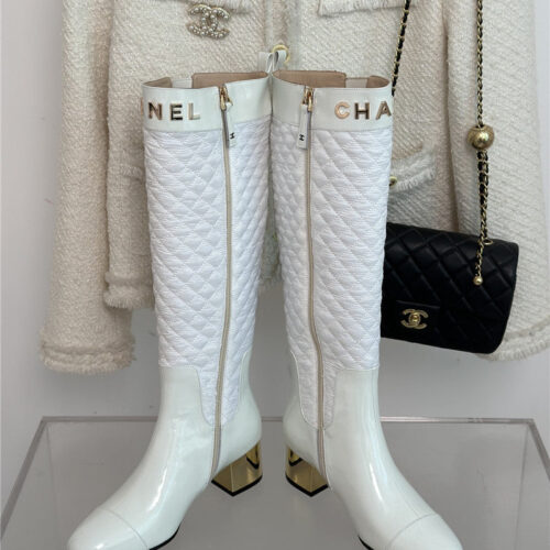 High Quality Luxury Chanel Letter Rhombus Down Boots product detail