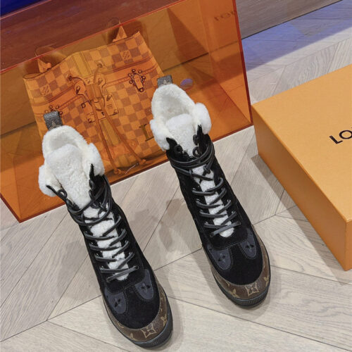 High Quality Luxury Louis Vuitton Classic High Heel Martin Boots – Style 79011 alternate view