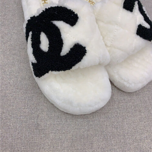 High Quality Luxury Chanel New Thick Sole Fur Slippers – Style 24454 product detail
