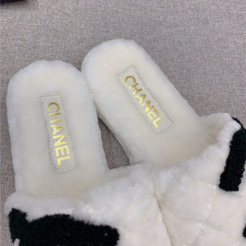 High Quality Luxury Chanel New Thick Sole Fur Slippers – Style 24454 product detail