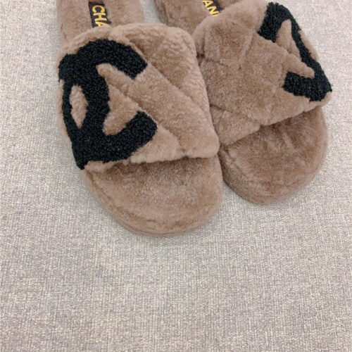 High Quality Luxury Chanel New Thick Sole Fur Slippers – Style 21062 product detail