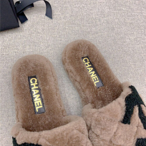 High Quality Luxury Chanel New Thick Sole Fur Slippers – Style 21062 product detail