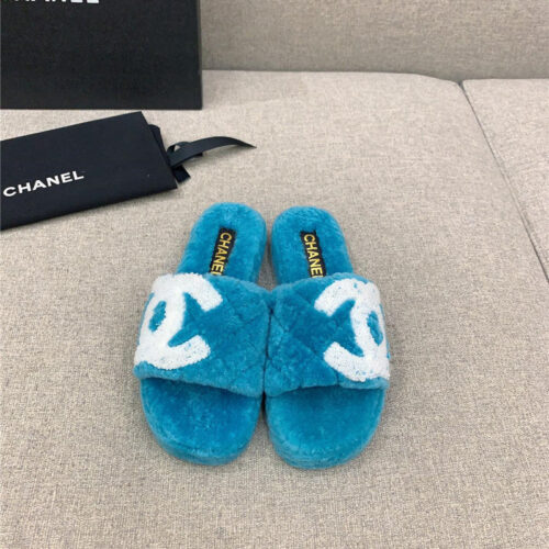 High Quality Luxury Chanel New Thick Sole Fur Slippers product detail