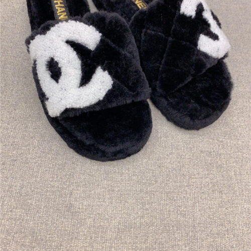 High Quality Luxury Chanel New Thick Sole Fur Slippers – Style 17670 product detail