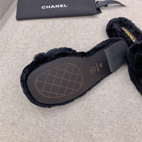 High Quality Luxury Chanel New Thick Sole Fur Slippers – Style 17670 product detail