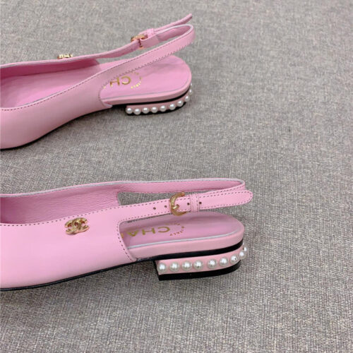 High Quality Luxury Chanel New Pointed Toe Flat Shoes product detail
