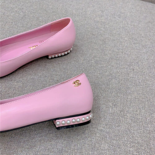 High Quality Luxury Chanel New Pointed Toe Flat Shoes product detail