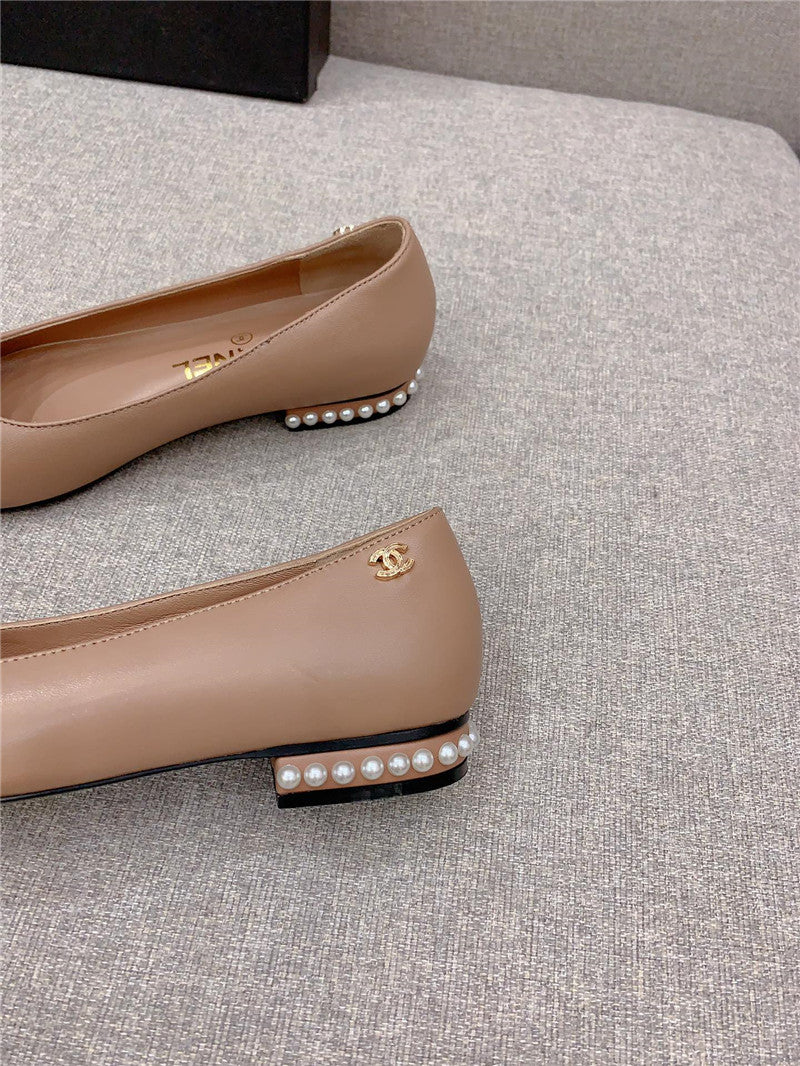High Quality Luxury Chanel New Pointed Toe Flat Shoes – Style 87942 product detail