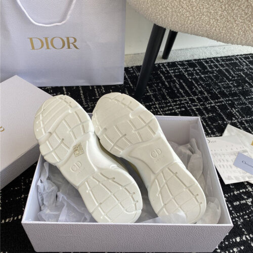 High Quality Luxury Dior Couple Casual Sneakers – Style 60294 product detail