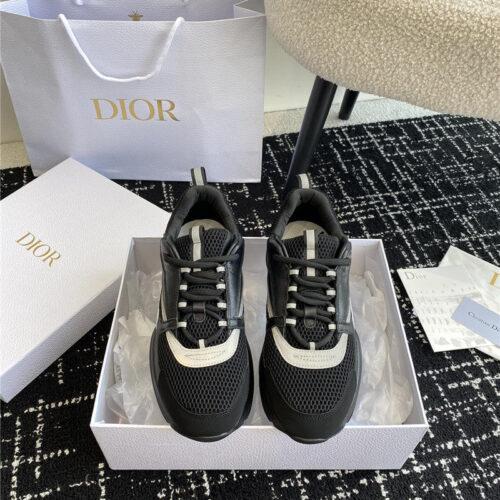 High Quality Luxury Dior Couple Casual Sneakers – Style 93606 product detail