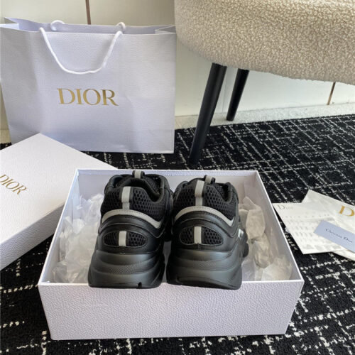 High Quality Luxury Dior Couple Casual Sneakers – Style 93606 product detail