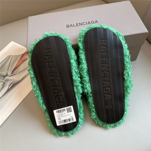 High Quality Luxury Balenciaga Autumn And Winter New Embroidered Fur Slippers – Style 71235 product detail