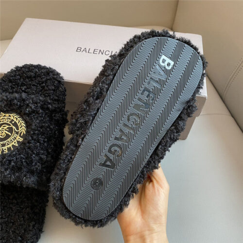 High Quality Luxury Balenciaga Autumn And Winter New Embroidered Fur Slippers – Style 00611 product detail