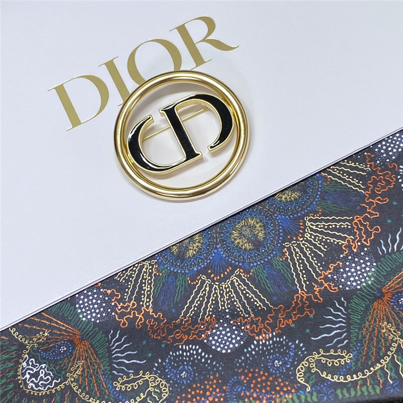 High Quality Luxury Dior Black Enamel Letter Cd Brooch product detail