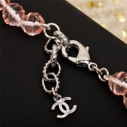 High Quality Luxury Chanel Bow Pink Pearl Sweater Chain – Style 49701 product detail