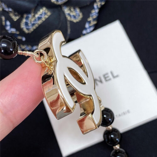 High Quality Luxury Chanel Black And White Sweater Chain product detail