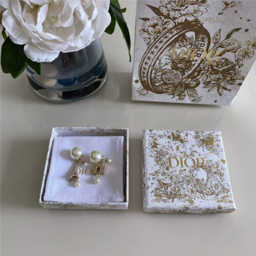 High Quality Luxury Dior New Eiffel Tower Earrings