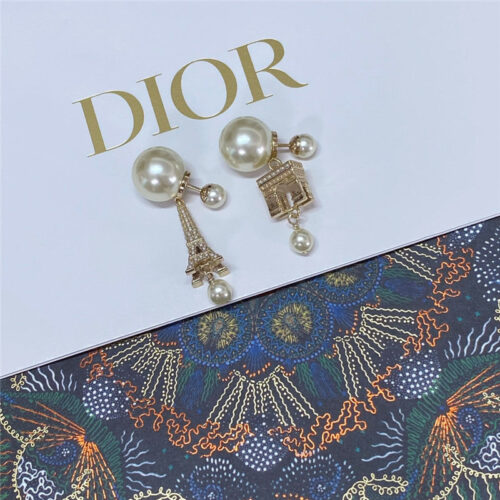 High Quality Luxury Dior New Eiffel Tower Earrings alternate view