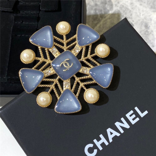 High Quality Luxury Chanel New Snowflake Brooch product detail