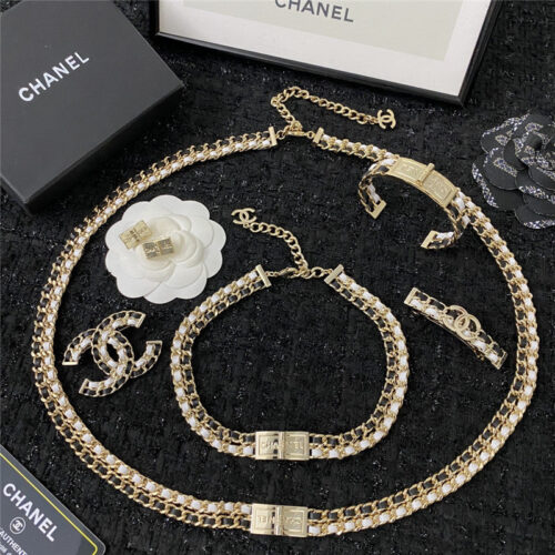 High Quality Luxury Chanel New Waist Chain product detail