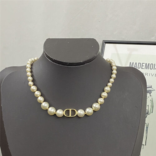 High Quality Luxury Dior Classic Necklace alternate view