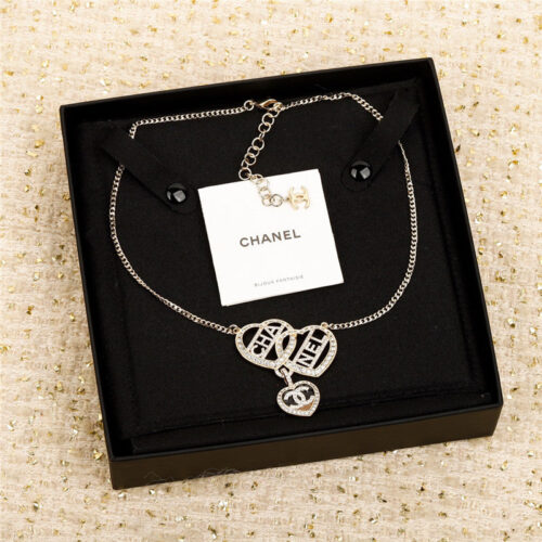 High Quality Luxury Chanel Hollow Double Heart Necklace product detail
