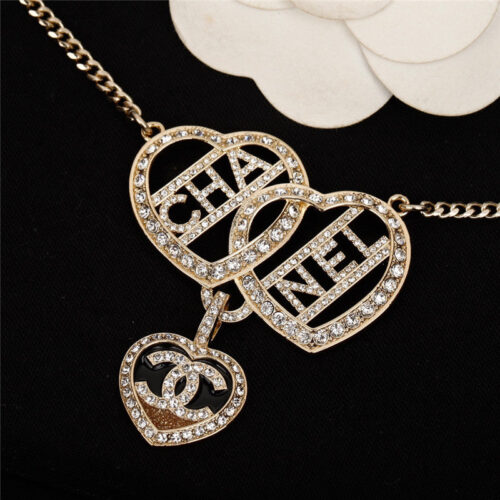 High Quality Luxury Chanel Hollow Double Heart Necklace product detail