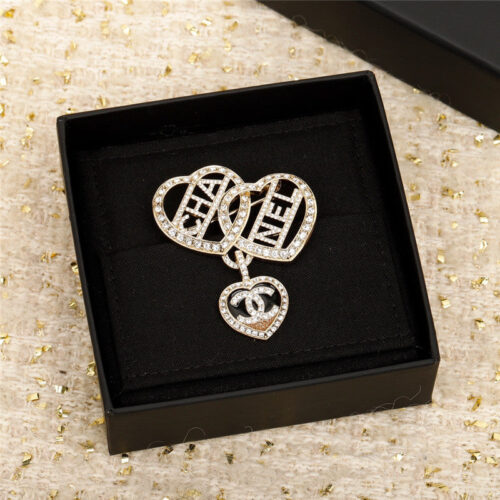 High Quality Luxury Chanel Love Brooch