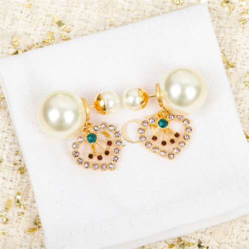 High Quality Luxury Dior Heart Size Pearl Earrings