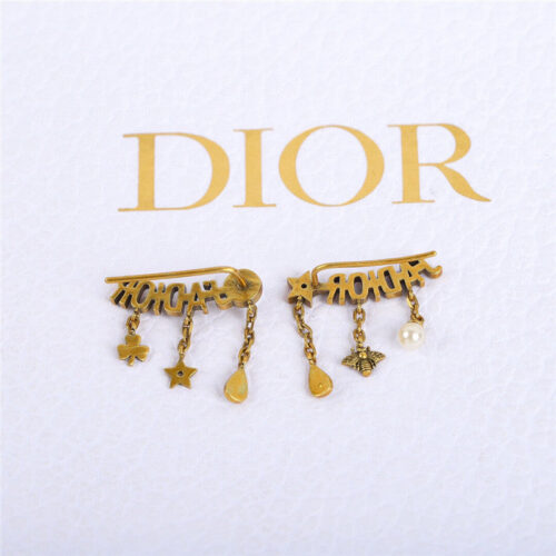 High Quality Luxury Dior Left And Right Letter Tassel Ear Clips