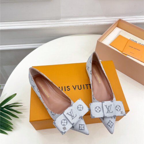 High Quality Luxury Louis Vuitton New Bow Pointed Toe Shoes