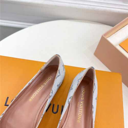High Quality Luxury Louis Vuitton New Bow Pointed Toe Shoes product detail