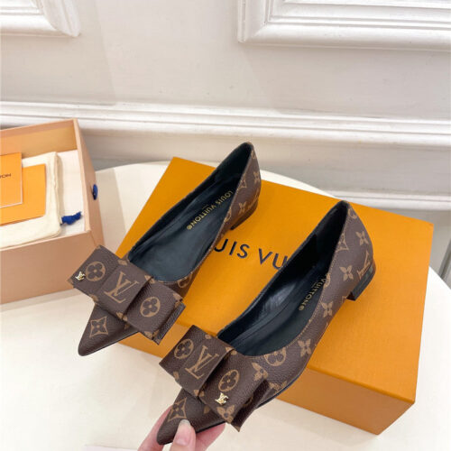 High Quality Luxury Louis Vuitton New Bow Pointed Toe Shoes – Style 85539 alternate view