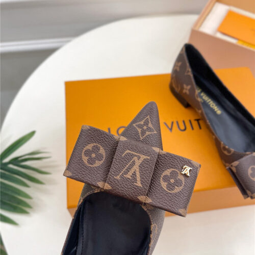 High Quality Luxury Louis Vuitton New Bow Pointed Toe Shoes – Style 85539 product detail